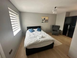 Sage House - City centre Hanley, Alton towers - 2