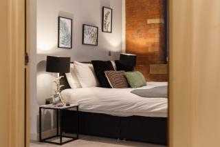 Beautiful 2 Bed With Balcony - 8