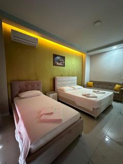 Summer Gate Hotel - Ksamil - 4