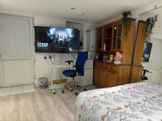 North Avenue Guest House Ltd, Heathrow Airport-Free Parking - Hayes - 3