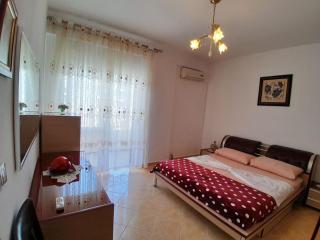 Greta's Guesthouse - Vlorë - 6