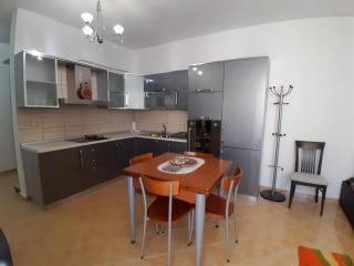 Greta's Guesthouse - Vlorë - 9