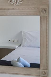 Aeolian Breeze 2 - 8