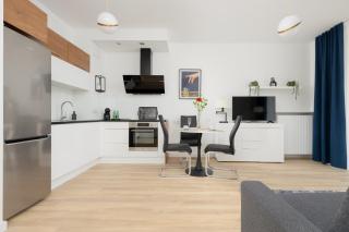 Sarmacka 25 apartment next to Medicover and Paley - Varsavia - 1