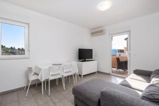 Apartments with a parking space Barbat, Rab - 22584 - Rab - 4