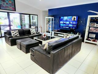 ISLAND ROOM on Magnetic Island - 5