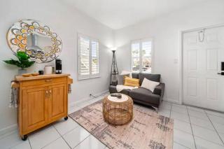 Komffy Intercoastal retreat King Bed, Free Parking - Hollywood - 9