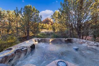 Mammoth Rock Oasis Villa-Hot Tub & Free Pets - Sedona - 0