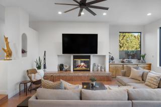 Mammoth Rock Lodge-New Family Home REMODELED 2 Hot Tubs & Game Room - Sedona - 6
