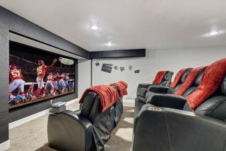HUGE Golf course Family home-FREE Heated Pool-Theater-Gym - Tempe - 9