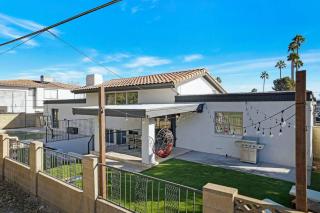 HUGE Golf course Family home-FREE Heated Pool-Theater-Gym - Tempe - 1