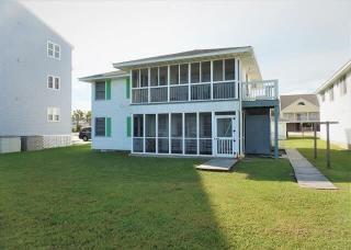Cool Air Cottage- Upstairs- Ocean Front Duplex - Myrtle Beach - 8