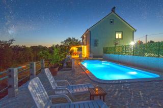 Ferienhaus In Opanci Mit Beheiztem Pool, Parkplatz - Lovreć - 9