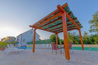 Ferienhaus In Opanci Mit Beheiztem Pool, Parkplatz - Lovreć - 4