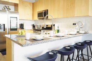 Loft Lv8 ※ Elegant Urban Oasis in Downtown Vegas - 3