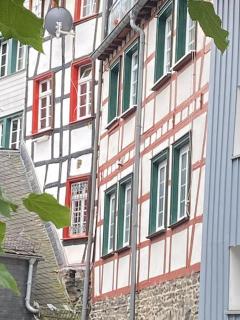 Hüftgold schlafen & wohnen - Monschau - 8
