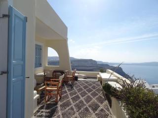 360 Blue House Fira Santorini - Fira - 9