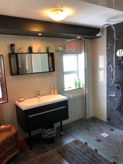 Dusk 2 Dawn Self Catering Guest House - Cape Town - 6