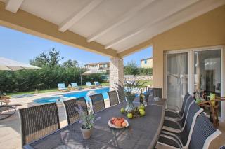 Ferienhaus mit Privatpool für 12 Personen ca 280 qm in Mužini, Istrien Binnenland von Istrien - Žminj - 5