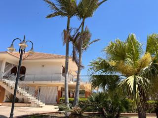 Villa Dolce Vita - Panorama a Marina Di Ragusa con parcheggio privato - Marina di Ragusa - 4