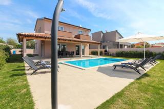 Ferienhaus mit Privatpool für 8 Personen ca 178 qm in Pula, Istrien Istrische Riviera - Pula - 2