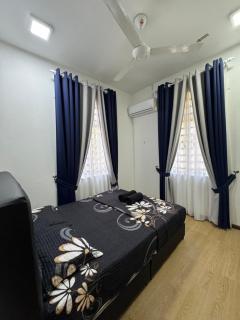 Hasne Guesthouse - Kota Bharu - 1