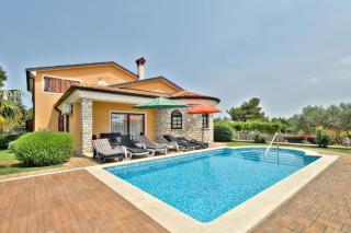 Schöne Ferienvilla Morena Mit Pool - 9