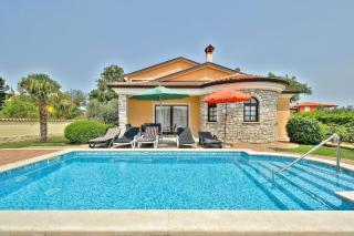 Schöne Ferienvilla Morena Mit Pool - 8
