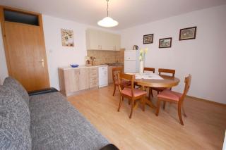Ferienwohnung für 4 Personen ca 48 qm in Njivice, Kvarner Bucht Krk - Njivice - 8