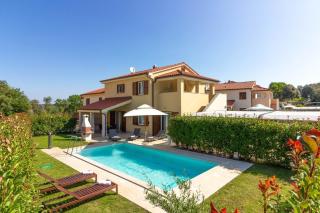 Ferienhaus mit Privatpool für 10 Personen ca 200 qm in Banjole, Istrien Istrische Riviera - Banjole - 0