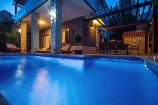 Haus In Stanići Mit Grünem Garten - Omiš - 8