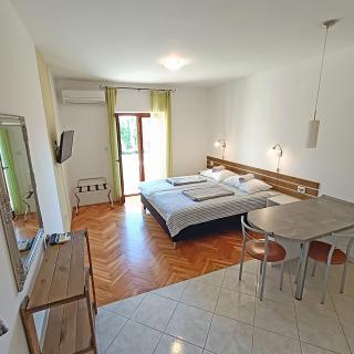 Paklenica Sport Apartments - Starigrad-Paklenica - 8