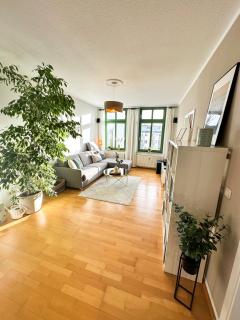 Helle geräumige 3R City-Wohnung, Balkon und TV Streaming - Magdeburg - 9