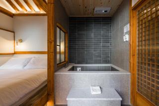 Warm Nest Retreat - Seoel - 1