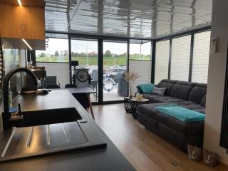 Hausboot Schiff Für 4 Personen Ca 33 M Sup2 In Braunsbedra, Sachsen Anhalt Halle Saale Unstrut Region - Braunsbedra - 7