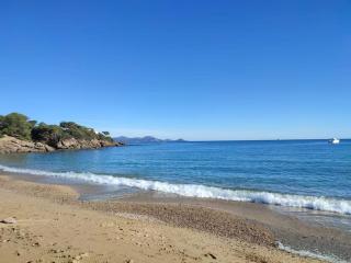 Magnifique T3 neuf, jardin, piscine, 5' de la mer - Roquebrune-sur Argens - 7