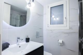 Relaxing 2 Bd Apt with Balcony in Zografou - Atene - 7