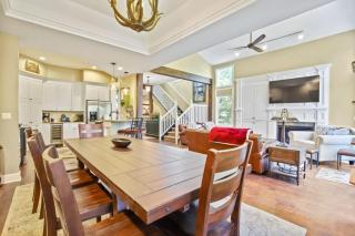 Luxurious Peak 8 Lodge 4BDR Near Slopes with Private Hot Tub - 7