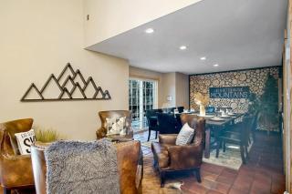 9 BDR Close to Main Street with Secluded Hot Tub - 6