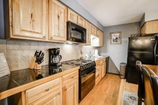 1 BR Condo Walk to Lift and Main St Plus Pool with View - Breckenridge - 2