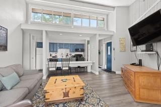 Gorgeous 2BR Home In Town Minutes from Skiing - Breckenridge - 7