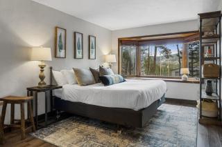 Peaceful 5BR Retreat with Hot Tub - 8