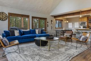 Peaceful 5BR Retreat with Hot Tub - Breckenridge - 5