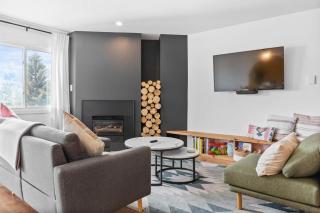 Stylish 2BR Near Trails and Slopes - 3