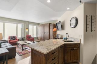 Cozy 1BDR Condo Heart of Town Walk Everywhere - Park City - 2