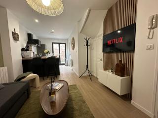 IMMEUBLE ST-PIERRE - GARE 10min - HORTILLONNAGES 5min - WIFI - TV HD - Amiens - 9