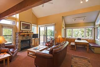 3BDR Condo with Private Hot Tub on Golf Course - Park City - 9