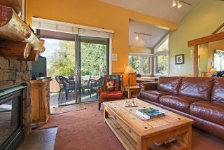 3BDR Condo with Private Hot Tub on Golf Course - Park City - 8