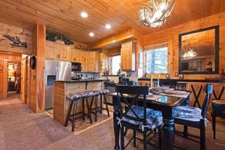 Rustic 2BR Condo with Private Hot Tub and Ski Views - 1