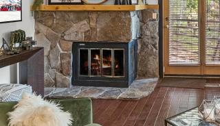 Gorgeous 1BR Steps From Lifts with Private Hot Tub - Park City - 5